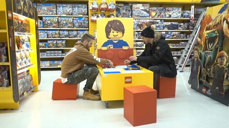 Toys R Us - Keep Your Children and Adults Entertained
